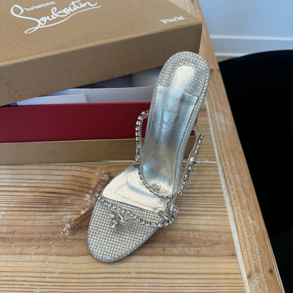Louboutin heels - Picture 3 of 3